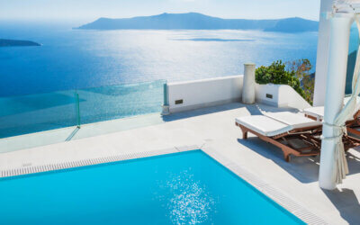 Blog 35 Pourquoi il n’y a personne dans les piscines de Santorin