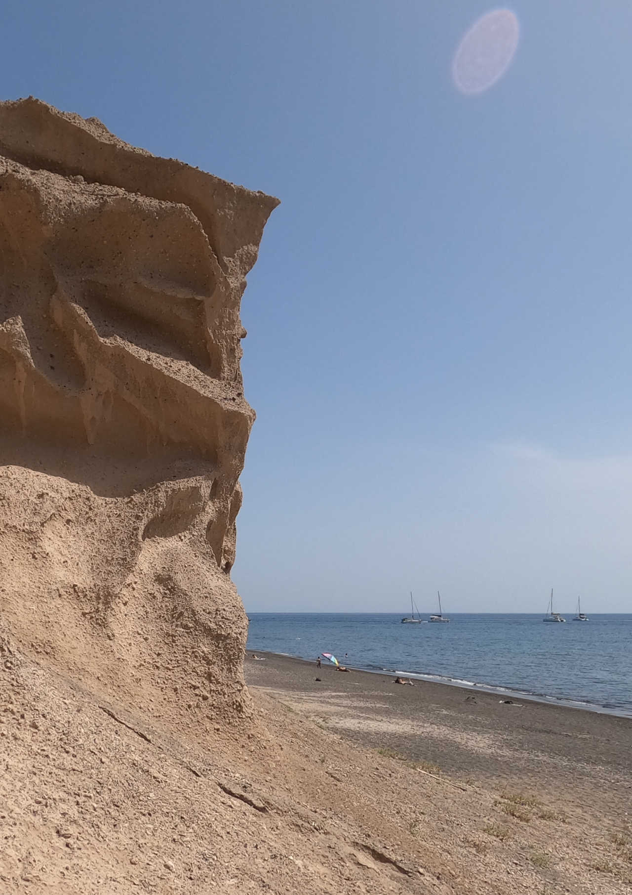 Falaise de tuf de Vlichada