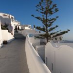 Imerovigli sur le chemin entre Fira et Oia