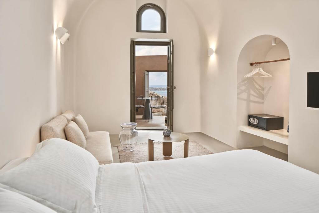 old castle oia